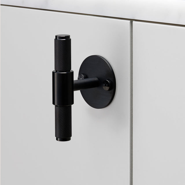 T-Bar Handle mit Buster + Punch Plate