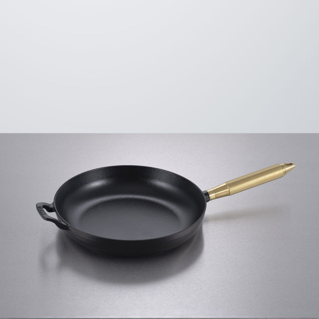 Cast iron frying pan 28 cm Buster + Punch - Staub Collaboration