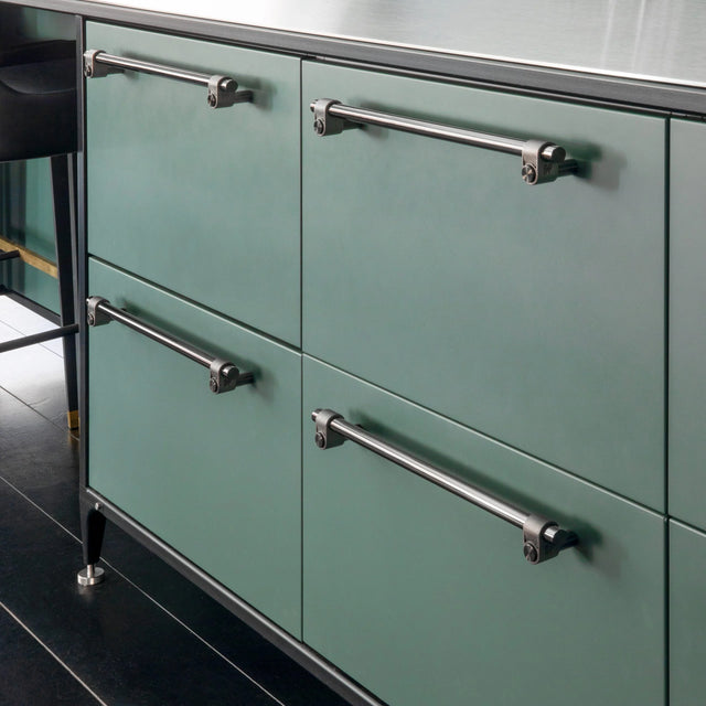 Möbelgriff Cast Pull Bar - Buster + Punch