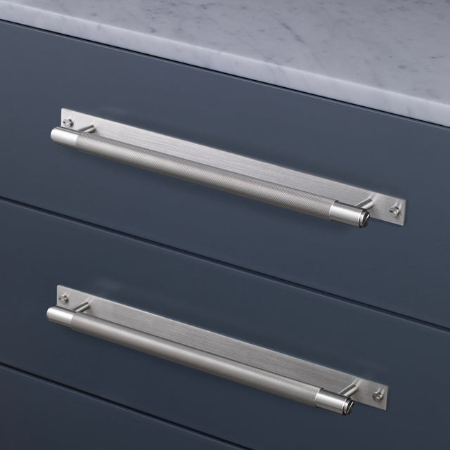 Möbel Cross-Knurl Plate Buster + Punch