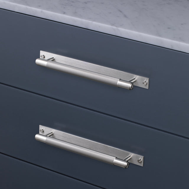 Möbel Cross-Knurl Plate Buster + Punch