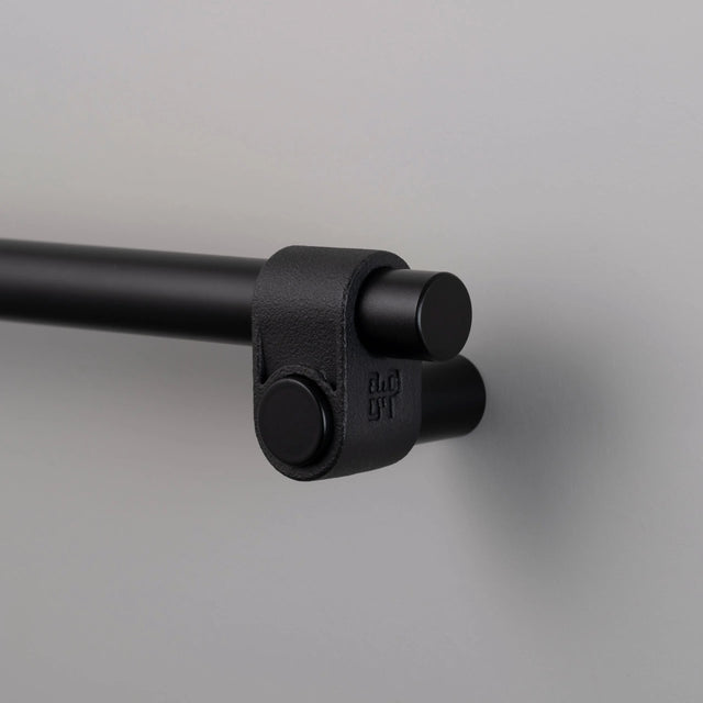 Möbelgriff Cast Pull Bar - Buster + Punch
