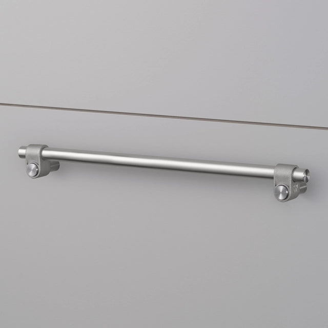 Möbelgriff Cast Pull Bar - Buster + Punch