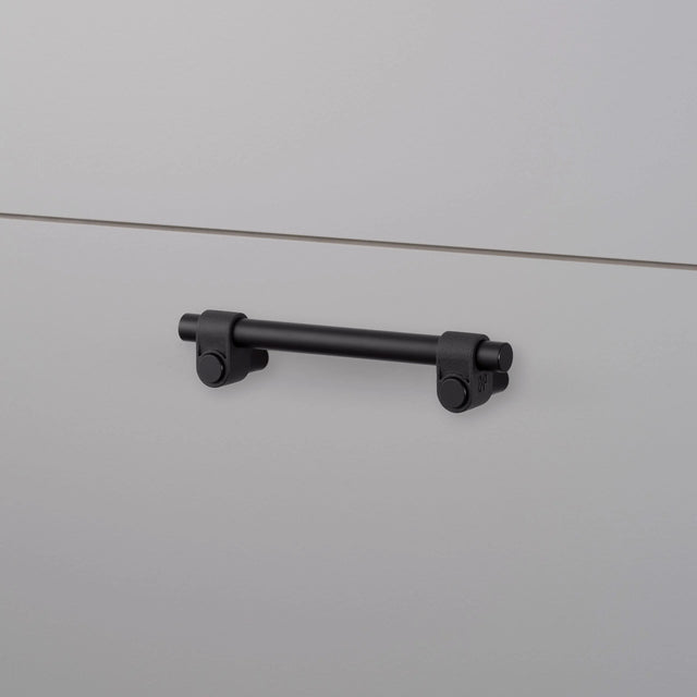 Möbelgriff Cast Pull Bar - Buster + Punch