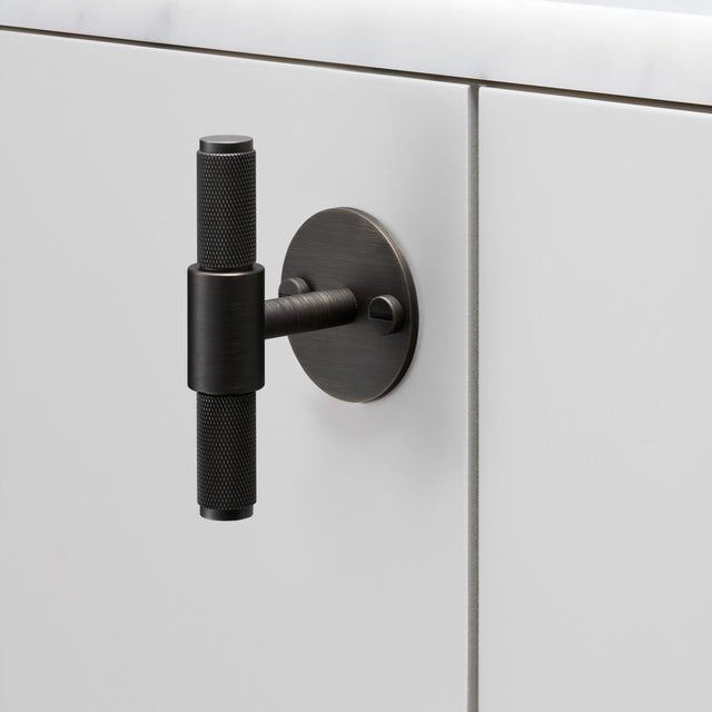 T-Bar Handle mit Buster + Punch Plate