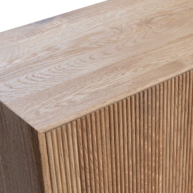 Dakota chest of drawers