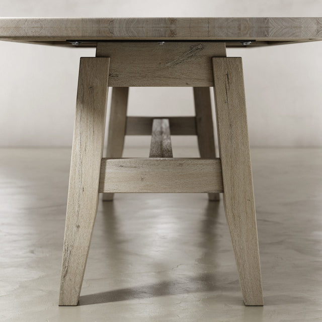 Everton Oak table