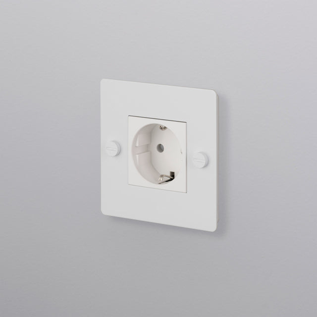 Schuko socket 1G Type F Buster + Punch