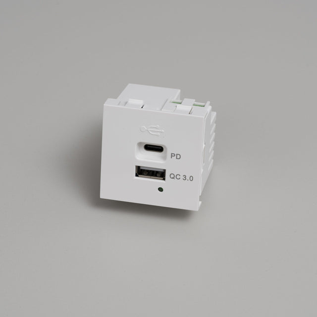 USB A + C Quick Charge Module - 30W | Buster + Punch