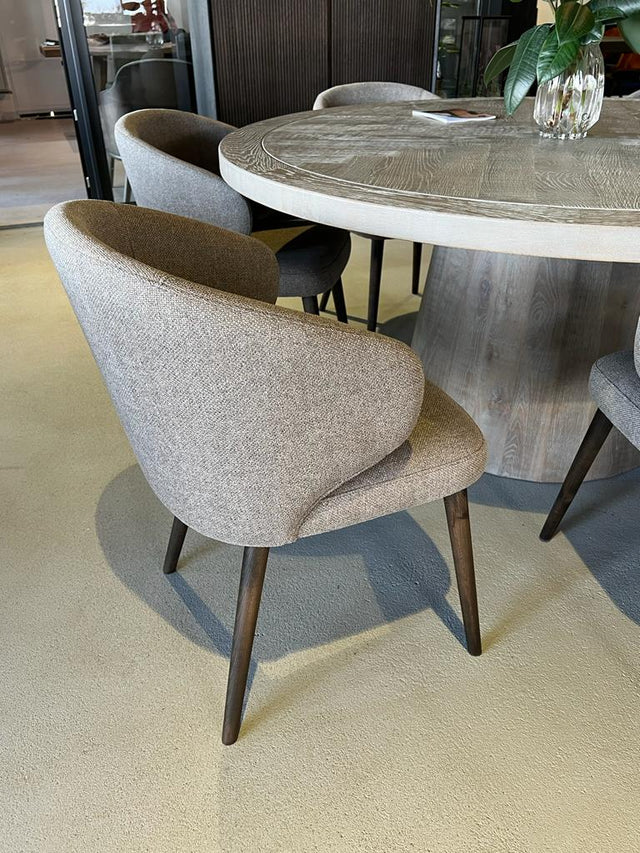 Jake round table in solid oak