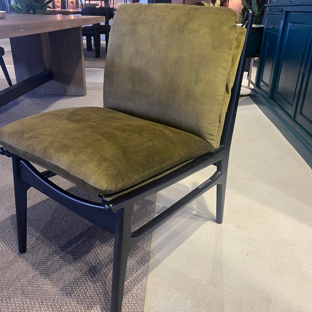 Scaun Madison Fără Brațe  53 W x 68 D x 85 H