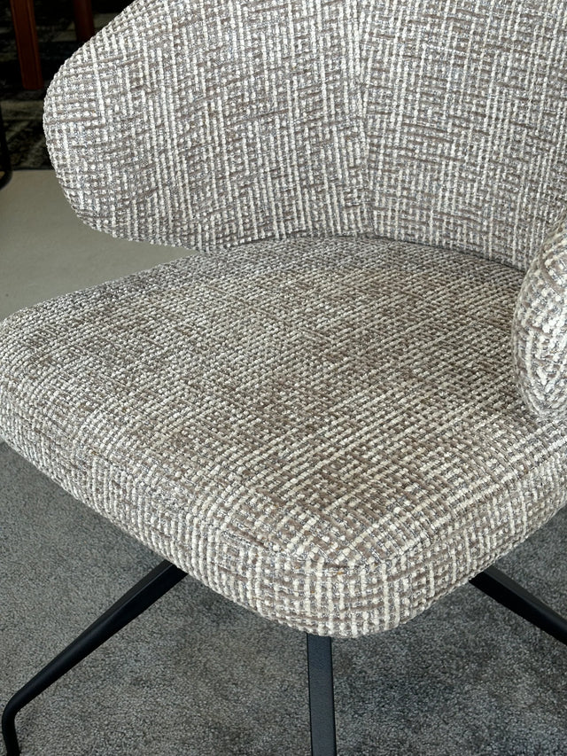 Caprice 360° Swivel Chair