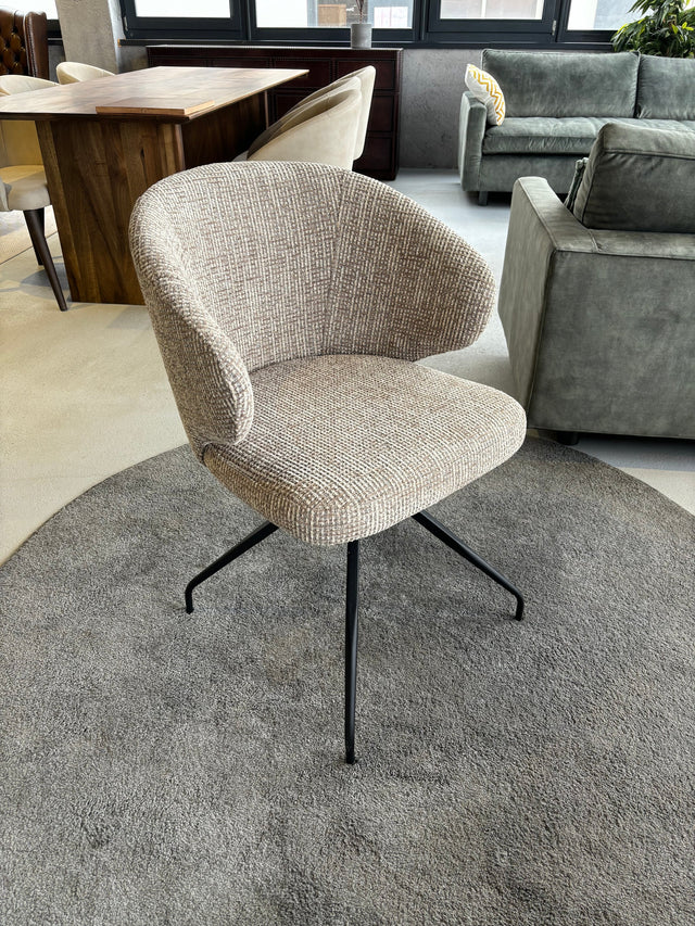 Caprice 360° Swivel Chair
