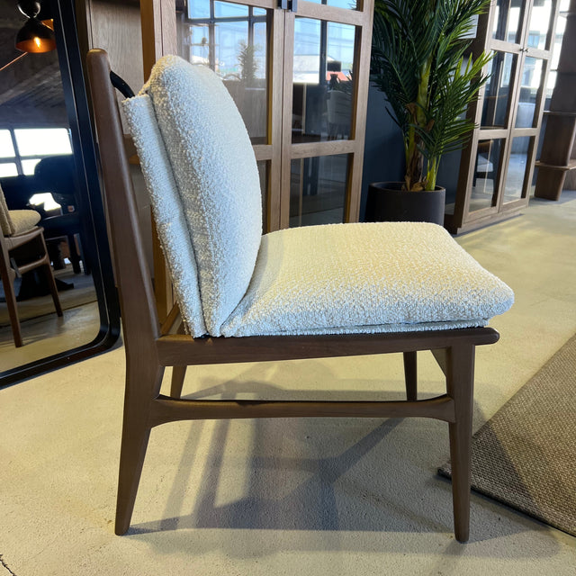 Scaun Madison Fără Brațe 53 W x 68 D x 85 H