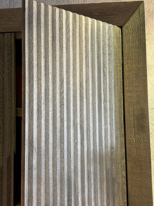 Dulap Seen 119 W x 46D x 231 H