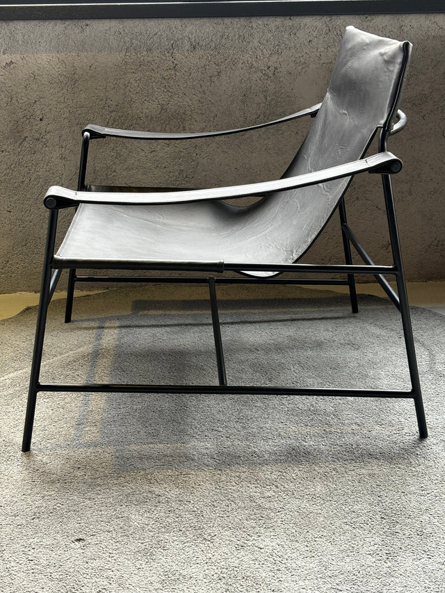 Iron armchair 84W x 82D x 80H