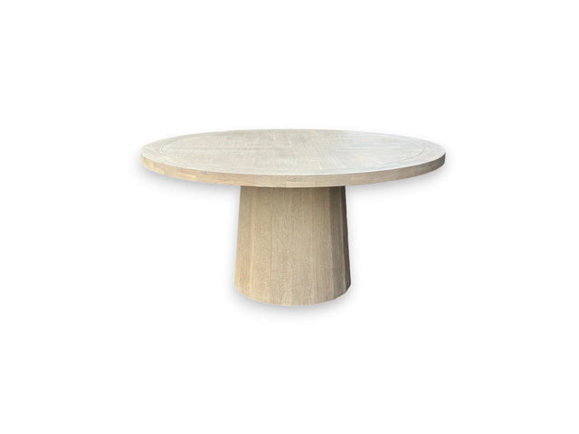 Jake round table in solid oak