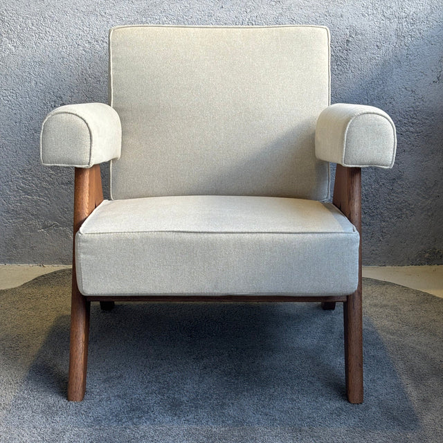 Hardy armchair
