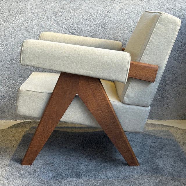 Hardy armchair