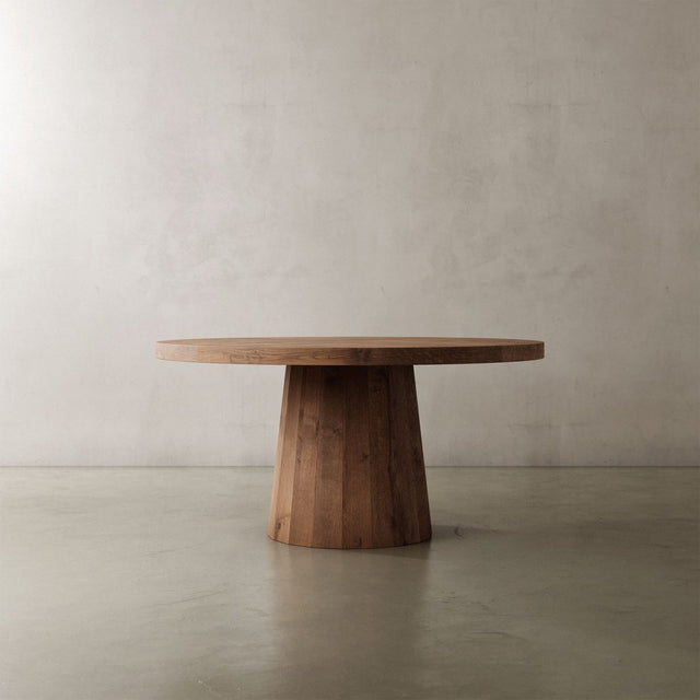 Jake round table in solid oak
