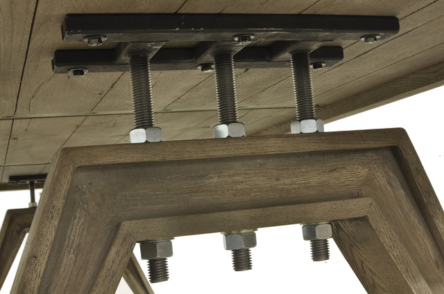 Sputnik Eichenholztisch