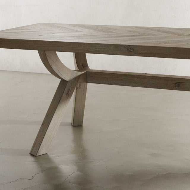 Wishbone Oak table