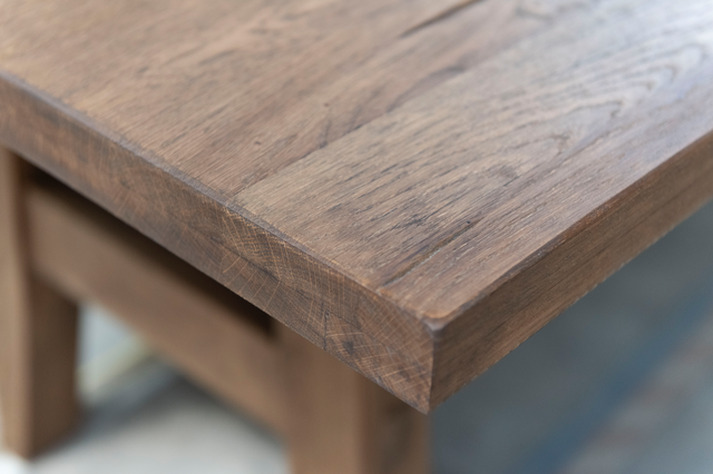 Everton Oak table