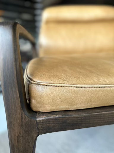 Armchair Sin 71 W x 73 D x 79 H