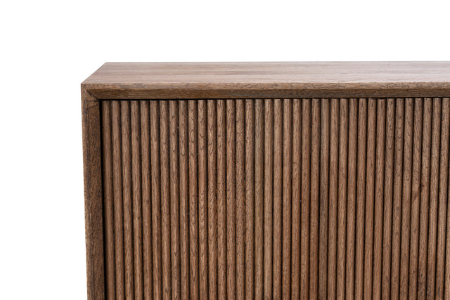 Dakota chest of drawers