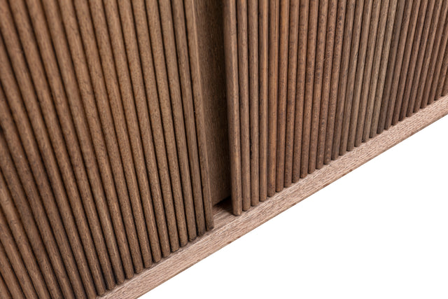 Dakota chest of drawers