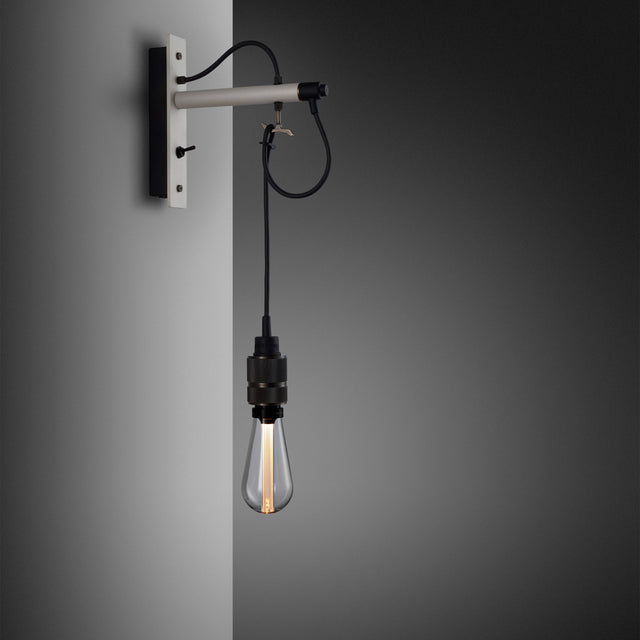 Lămpă de perete Hooked Wall Stone Nude Buster + Punch