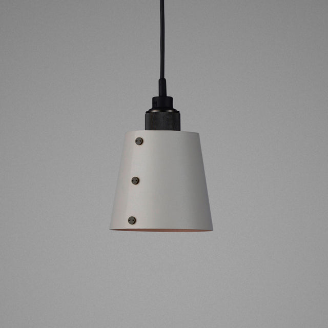 Pendul Hooked Small 1.0 Nude Buster + Punch London
