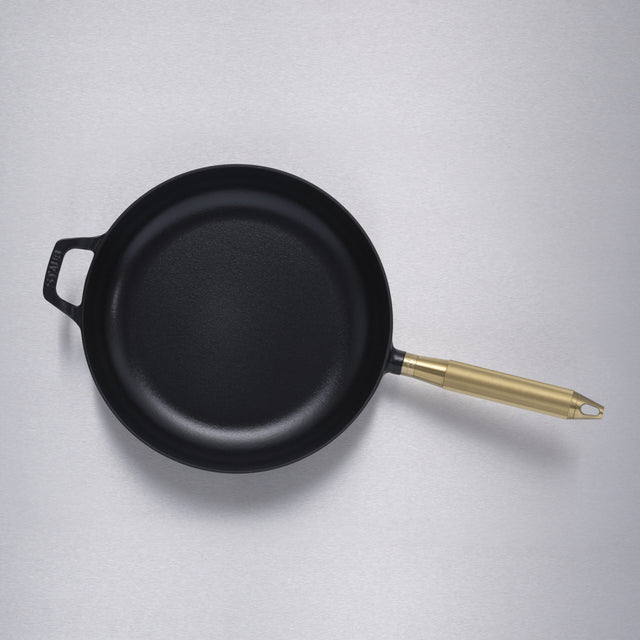Cast iron frying pan 28 cm Buster + Punch - Staub Collaboration