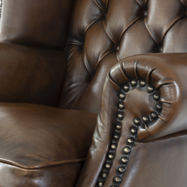 Fotoliu Chesterfield XL 83 W x 72 D x 112 H