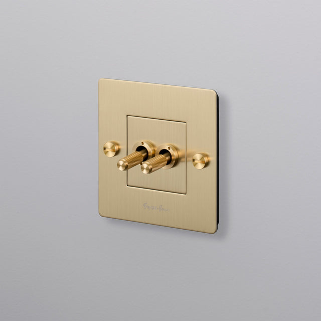 1G Retractable Switch with 2 Buster + Punch Switches
