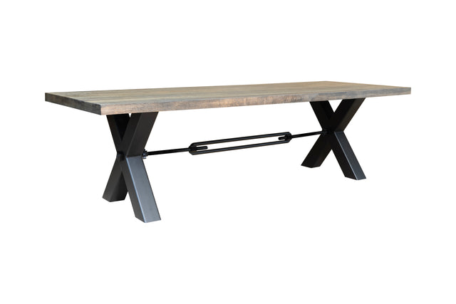 Masa dining Kansas din Stejar Masiv cu design industrial