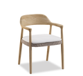 Scaun dining cu brațe Manutti Yico – teak natural și wicker împletit Twisted Chalk, vedere frontală